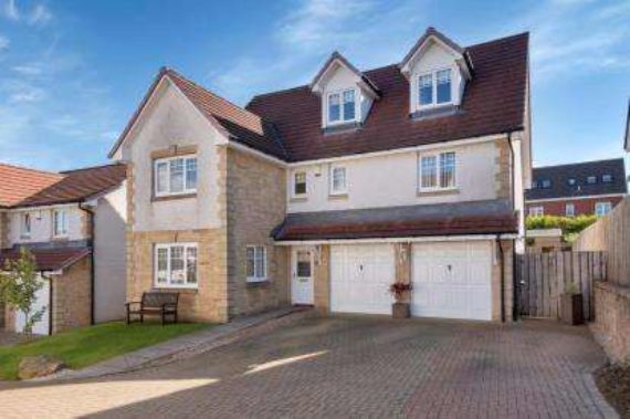 5 Bedroom Detached